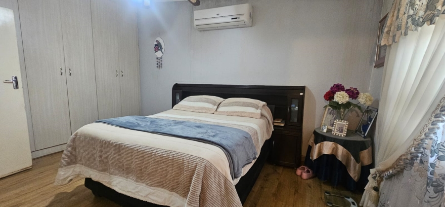 12 Bedroom Property for Sale in Rustenburg Rural North West